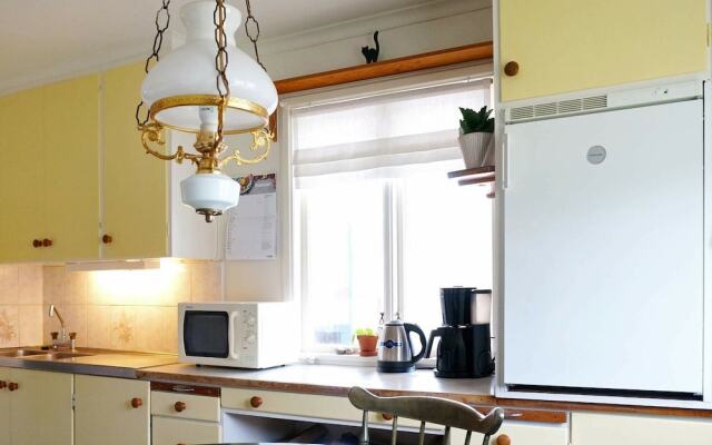 4 Person Holiday Home in Hamburgsund