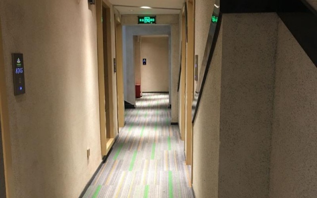 GreenTree Alliance Hotel Ganzhou Ningdu County Meijiang Town Sanhuan Nan Road – Hotel Rooms – Ganzhou