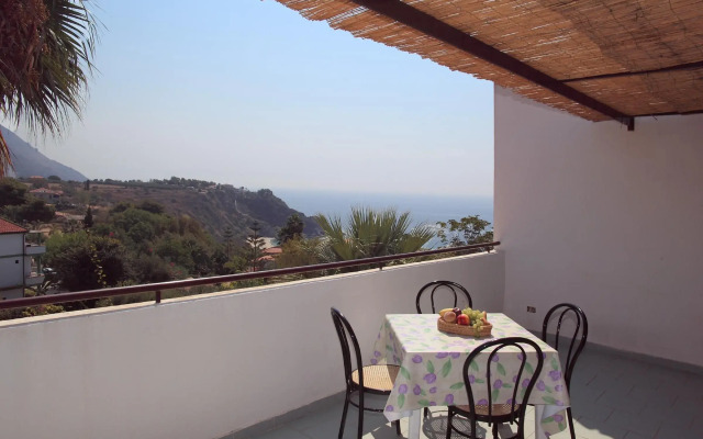 Esmeraldo Residence