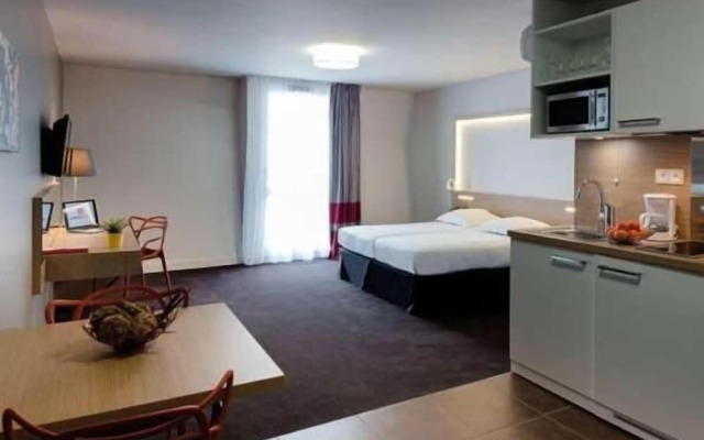 Hotel Apartment 24
