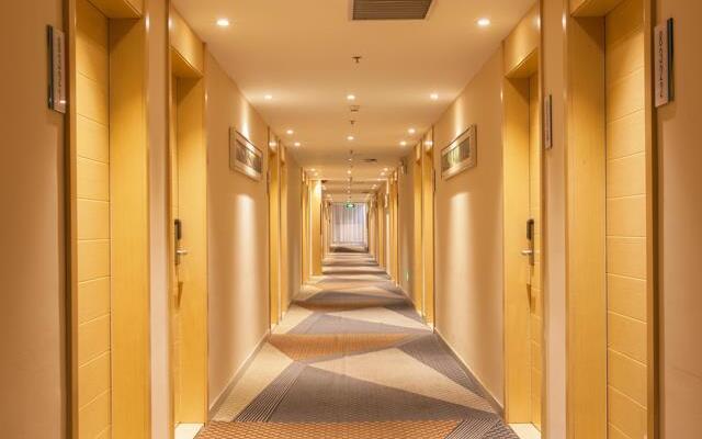 City Comfort Inn Wuhan International Expo Center Maying Metro