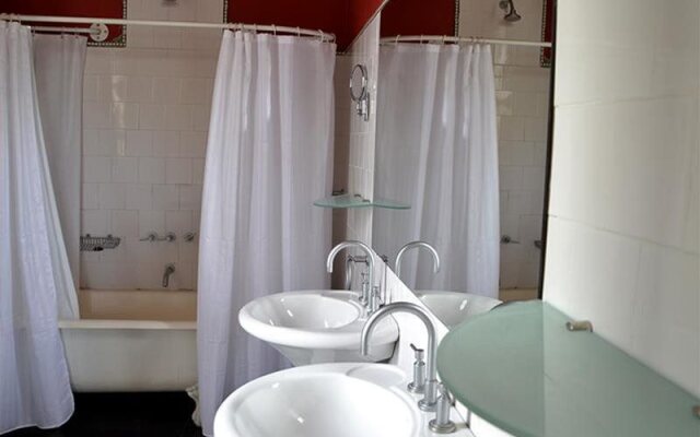 El Capricho del Tigre Bed & Breakfast
