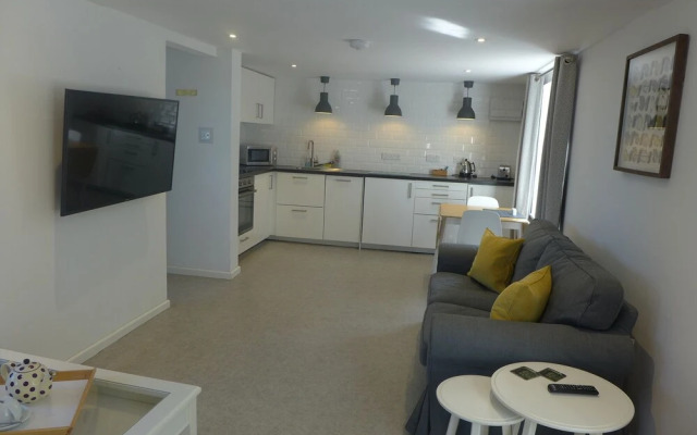 The Rock Self Catering Holiday Accommodation