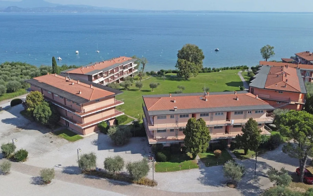 Specchio sul Lago in Manerba del Garda
