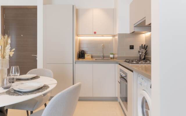 HiGuests - Sobha Creek Vista tower A