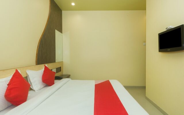 OYO Flagship 18893 Hotel Shweta