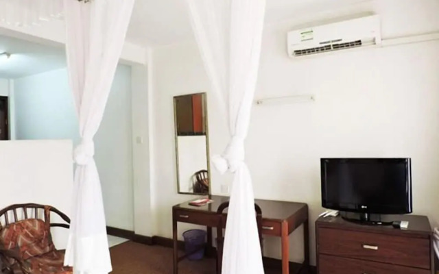 Mosa Court Suites