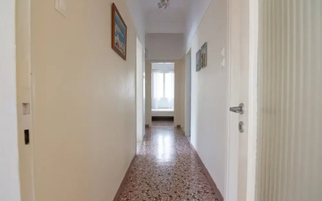 Cozy Apartment Next to Alimos Beach