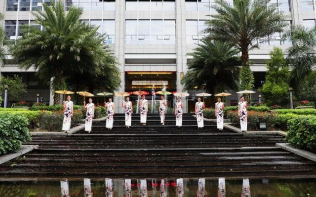 Plum Garden International Hotel