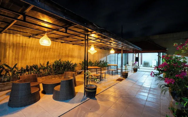 Mahayana House