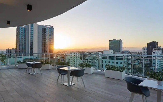 UPSCALE 1BR near BLUE MALL Rooftop YellowKey