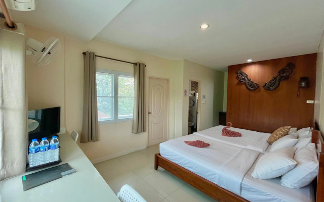 Baan Baramee House