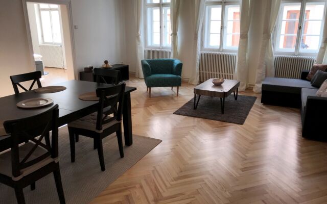 Royal View Apartments