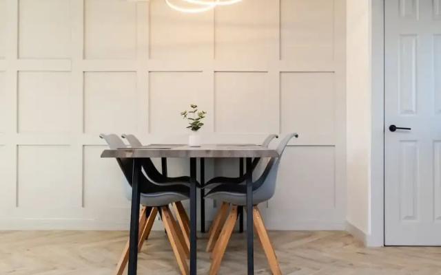 5 Bedroom Apartment - Galashiels