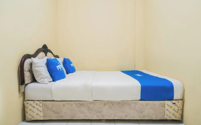 Rehat at Assalam Guest House Syariah – Guest Rooms – Padalarang