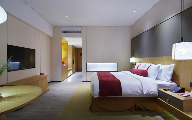Crowne Plaza Nanchang Wanli by IHG — фото 5