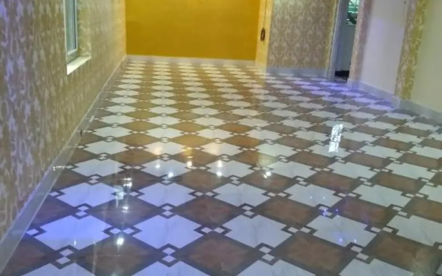 OYO Rooms 166 Airport Square