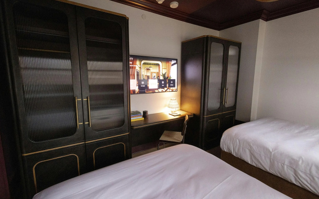 Fidelity Hotel
