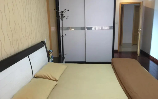 Yangzhou Young Traveller Hostel Jinghua City Living Mall