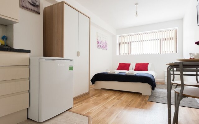 Rainbow Studios Canary Wharf