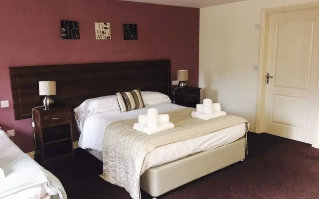 Mullions Hotel