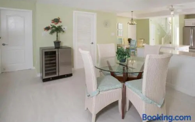 Two Rainbows by Grand Cayman Villas & Condos