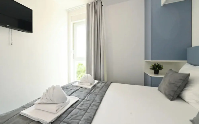 Pool apartments Banta A