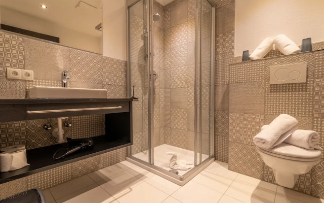 A CASA Rubin Chalet & Studio Resort