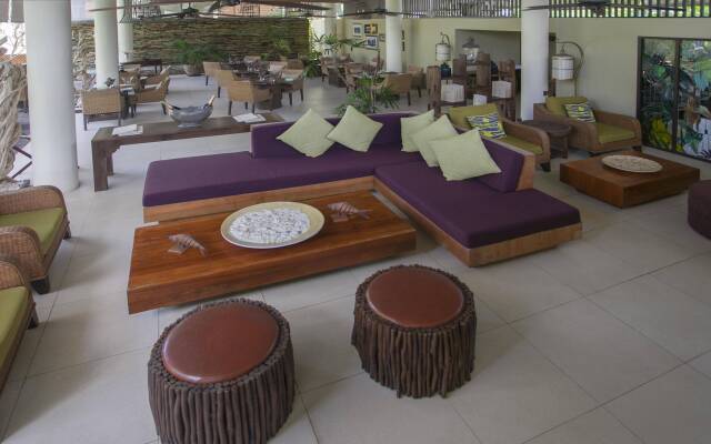 Dhevatara Beach Hotel