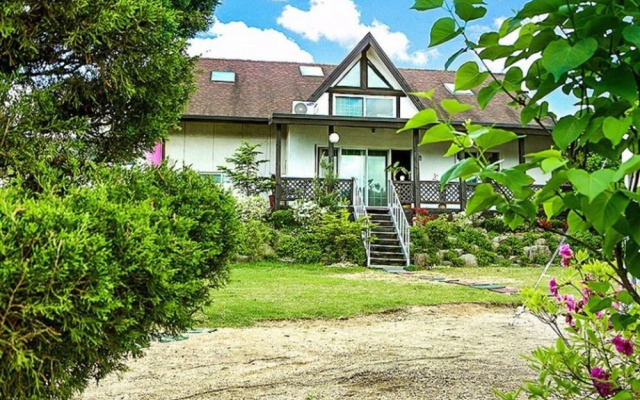 Pocheon White House Pension