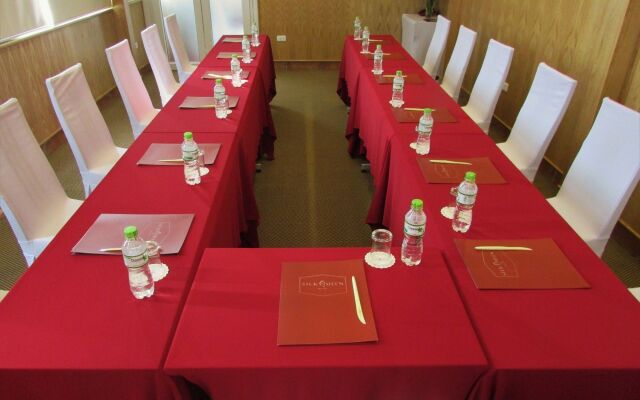 Sq Hang Gai Hotel & Spa