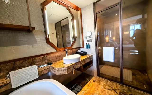 Crowne Plaza Resort Changbaishan Hot Spring by IHG