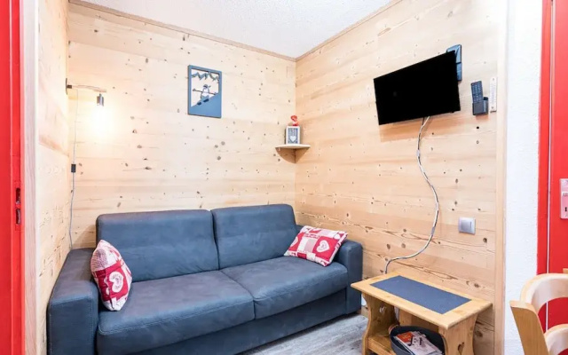 Cosy Apartment in Morillion With Balcony