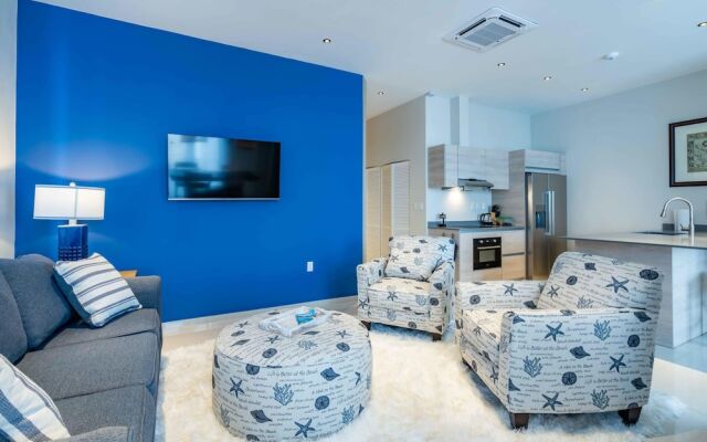 Fabulous Chic Apartment Filled w Natural Light at Famous Handelskade