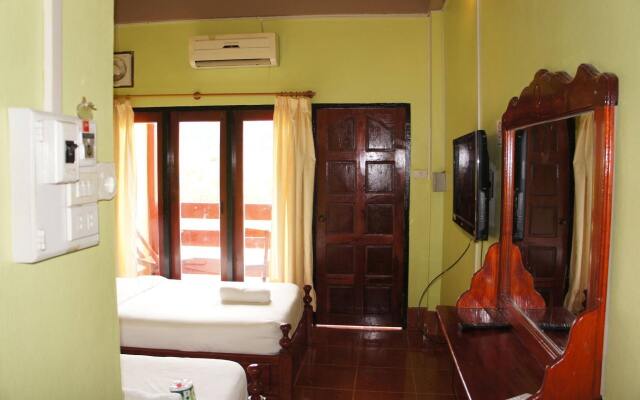 Popular View Guesthouse