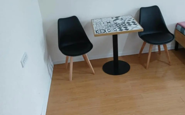 H7 Hostel