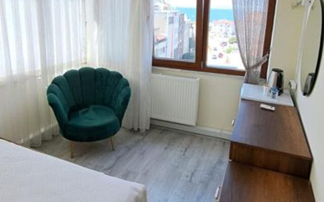 Naval Hotel