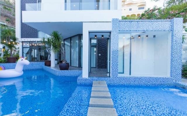 Villa Royal 2