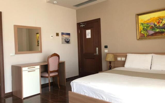 Fishta Hotel
