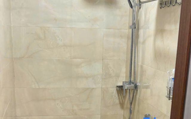 Moonstone Homestay And Cafe Vinhomes Ocean Park 2 – Bathroom – Van Giang