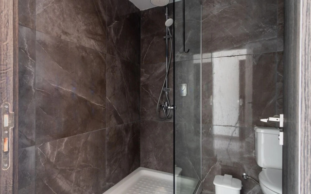 Rio Gardens - Generous Studio w Shared Pool