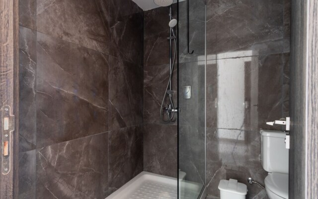 Rio Gardens - Fresh Studio w Shared Pool