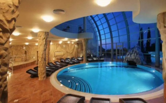 Hotel Asansol International