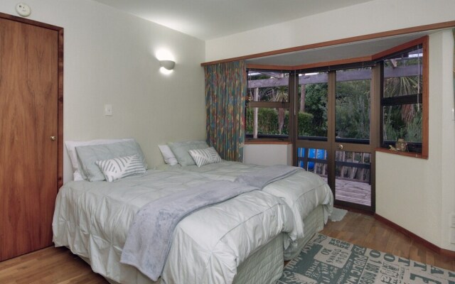 Sandspit Lodge