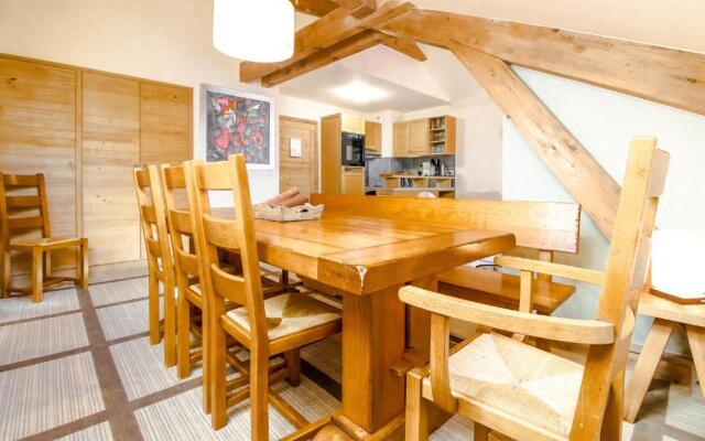 Exceptional 3 bed Penthouse with fireplace and stunning views