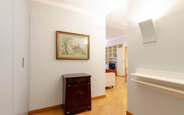 Altido Lovely Apt with Communal Pool in Nervi