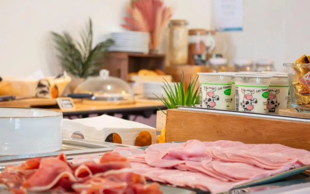 Brit Hotel Bordeaux Aéroport - Le Soretel