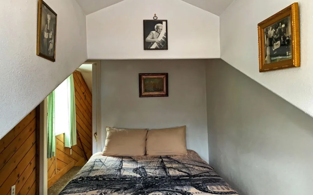 Wheeler on the Bay Lodge & Marina