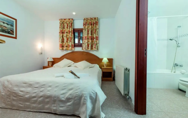 Apartamentos Xaloc HRC