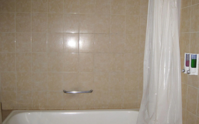 New Adirama Beach Hotel